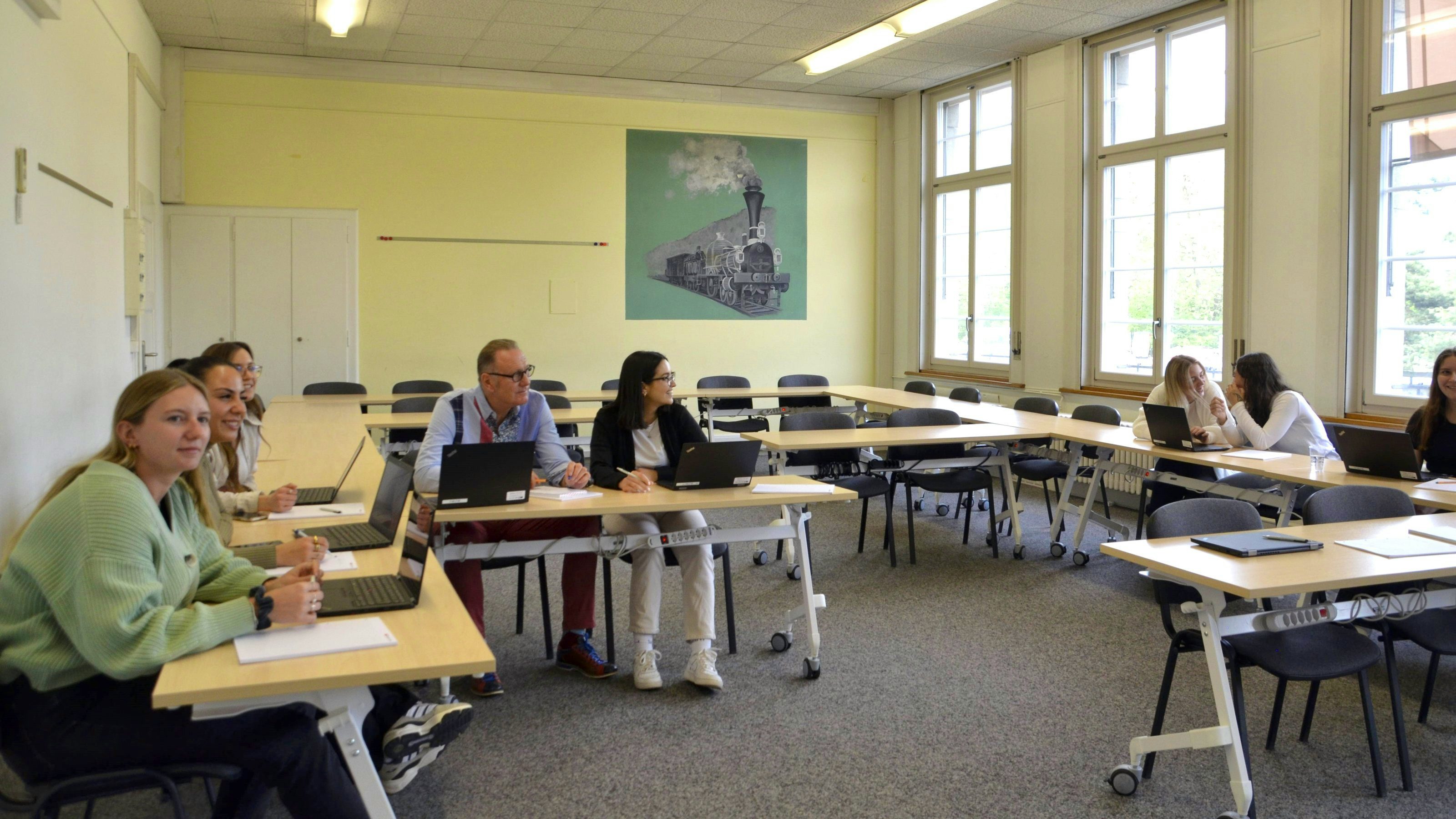 Camera L – Capacità max. 70 persone.