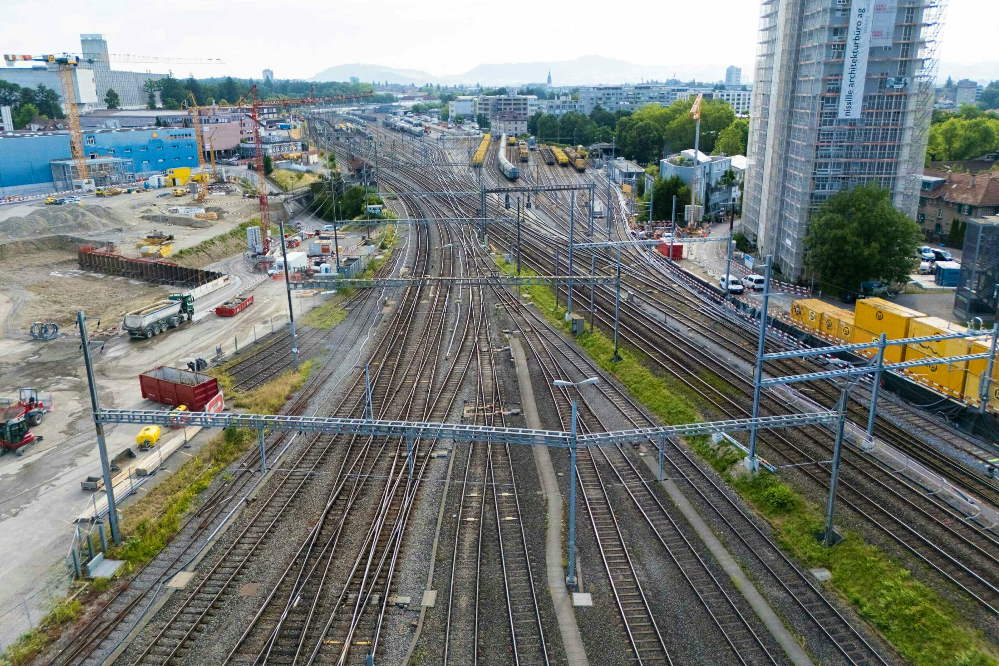 Hier Entsteht das Westportal des Holligentunnels und die neue Passerelle Steigerhubel.