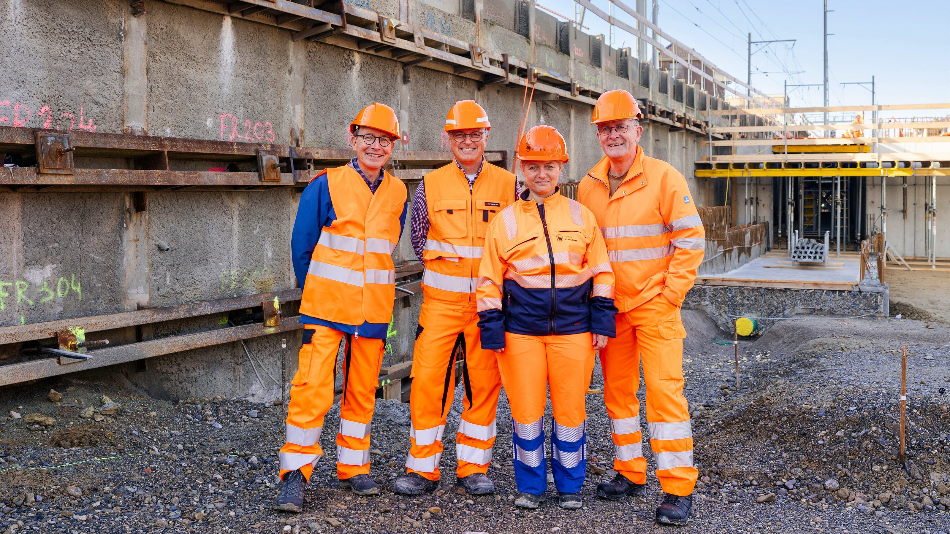 Die Referierenden v.l.n.r. Hubert Riedle (BLS), Gabriele Pagliari (SBB), Brigitte Gämperle (Stadt Bern) und Christoph Neuhaus (Kanton Bern).