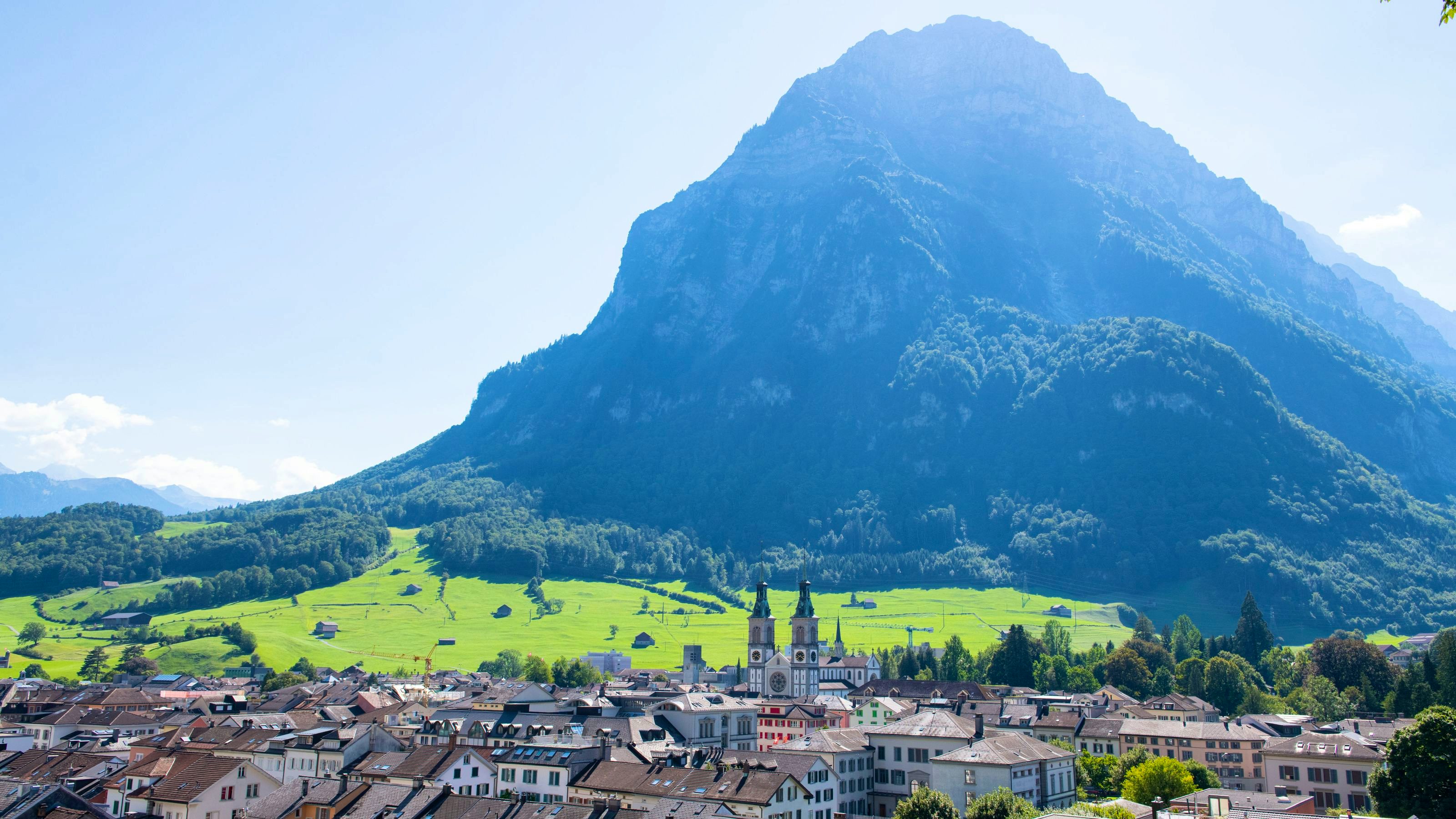 Image of the city of Glarus.