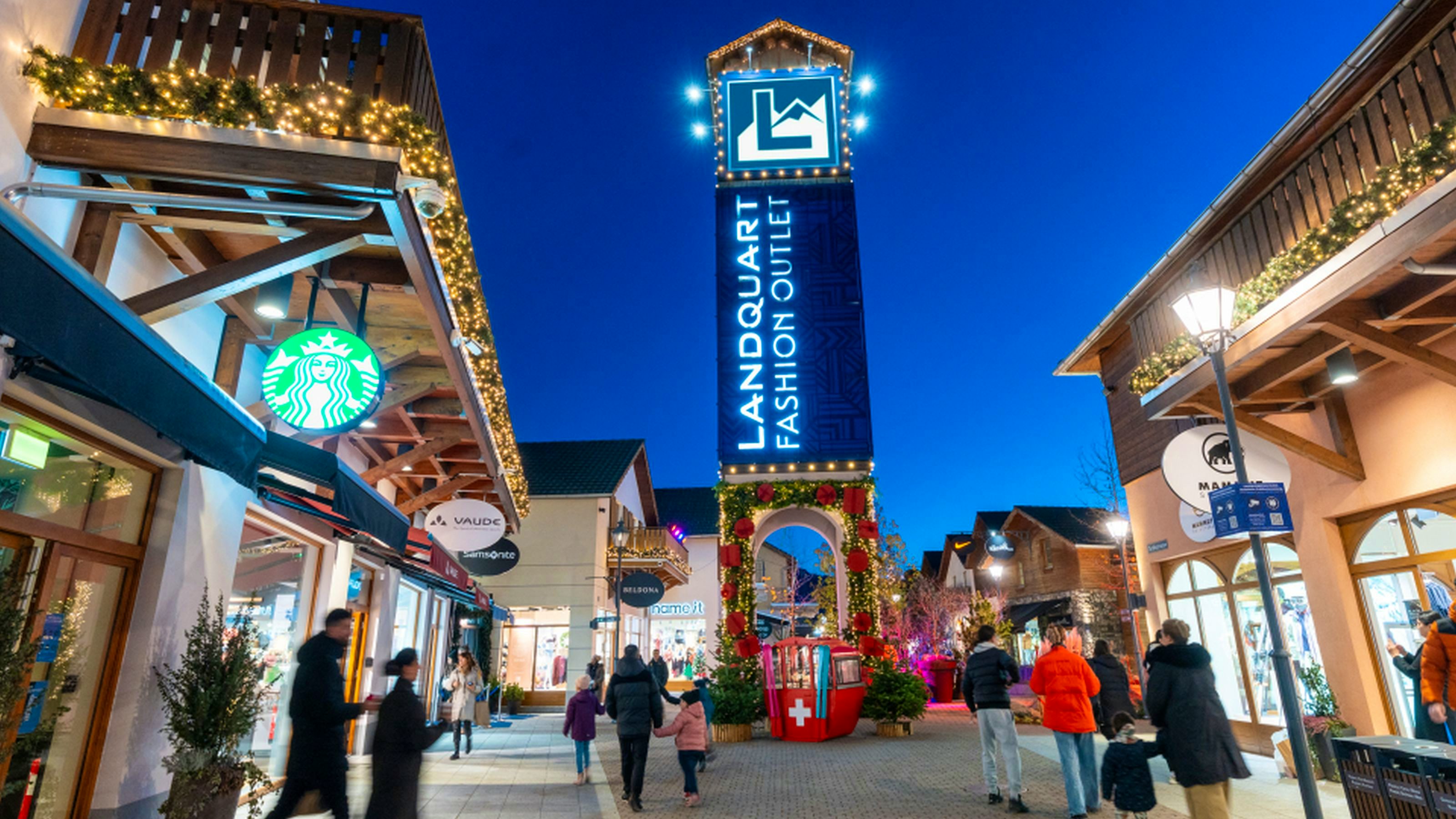 Image of the Fashion Outlet.