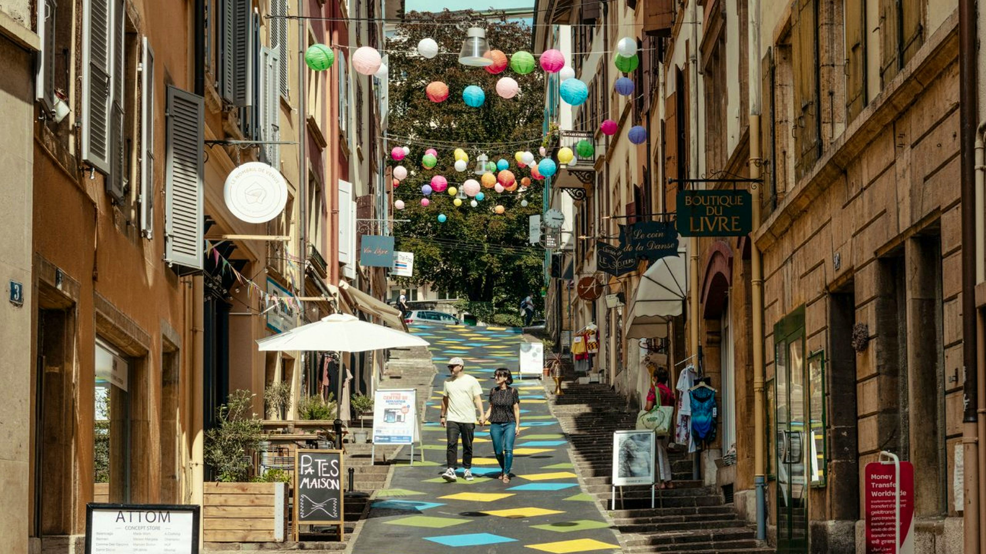 Image of Neuchâtel’s old town.