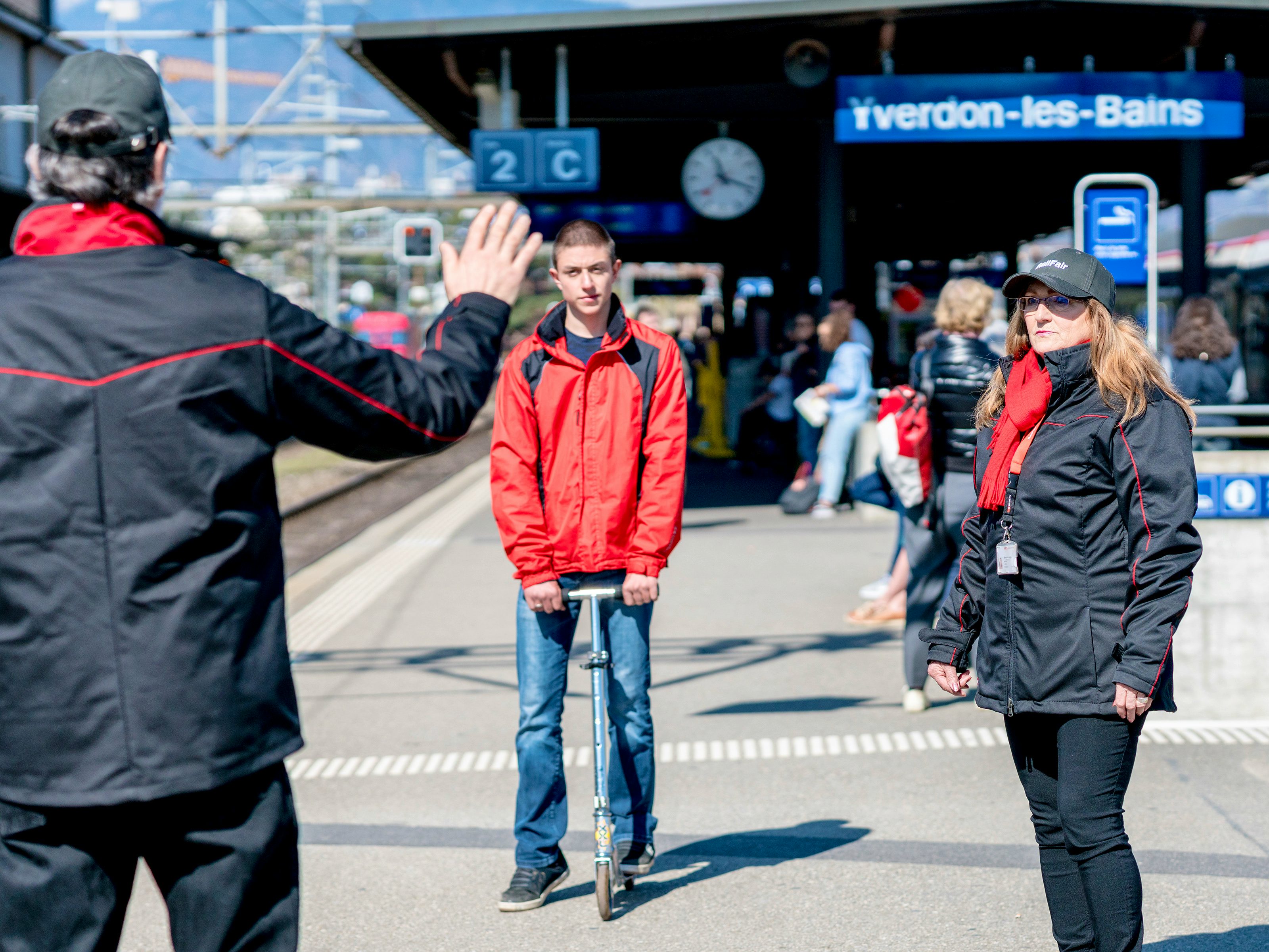 I padrini e le madrine di stazione segnalano i comportamenti scorretti.
