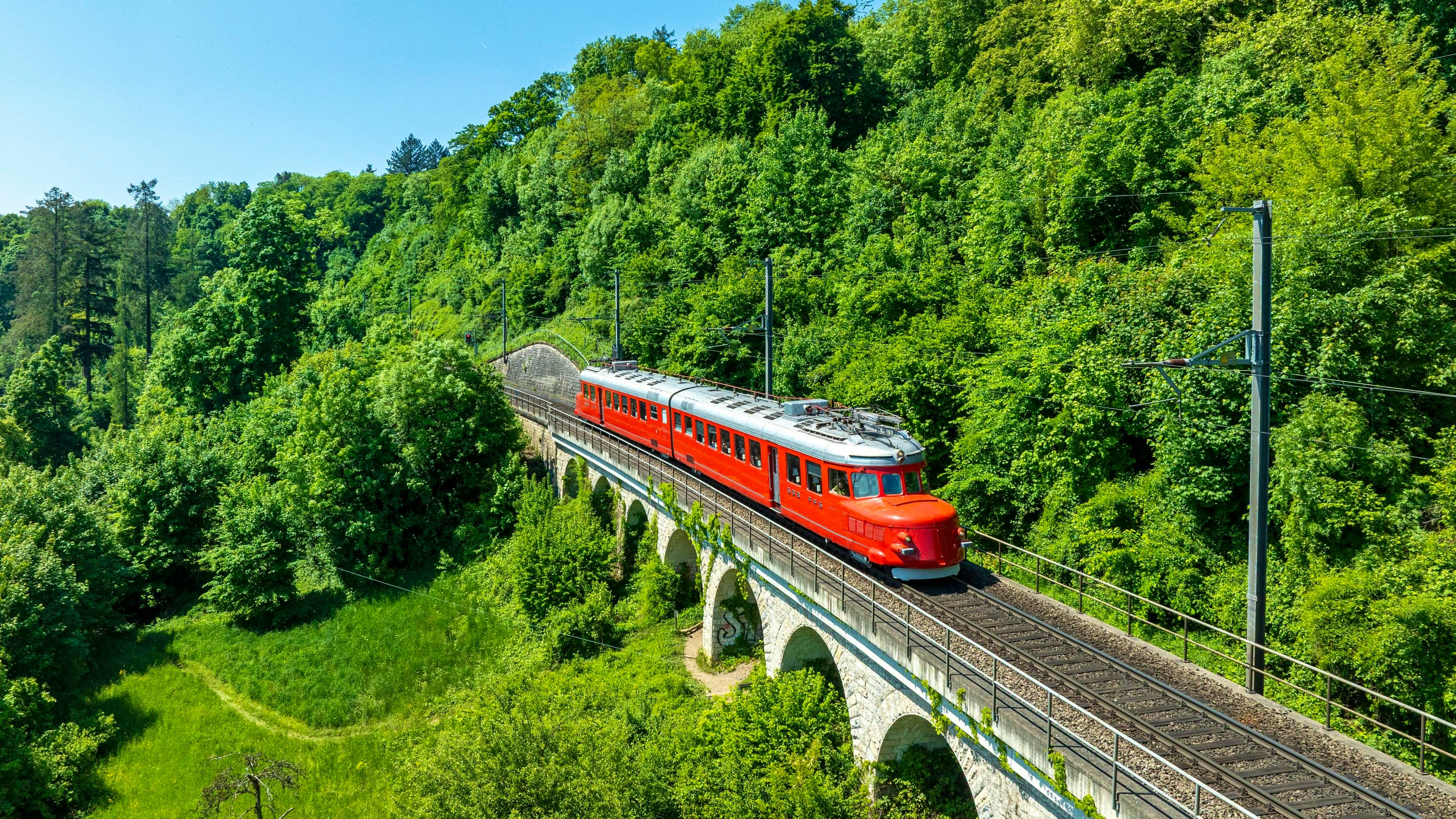 洋書 TEE-Zuege in der Schweiz / PeterGoette train24.de - TEE-Züge in der Schweiz - Goette, Peter; Willen